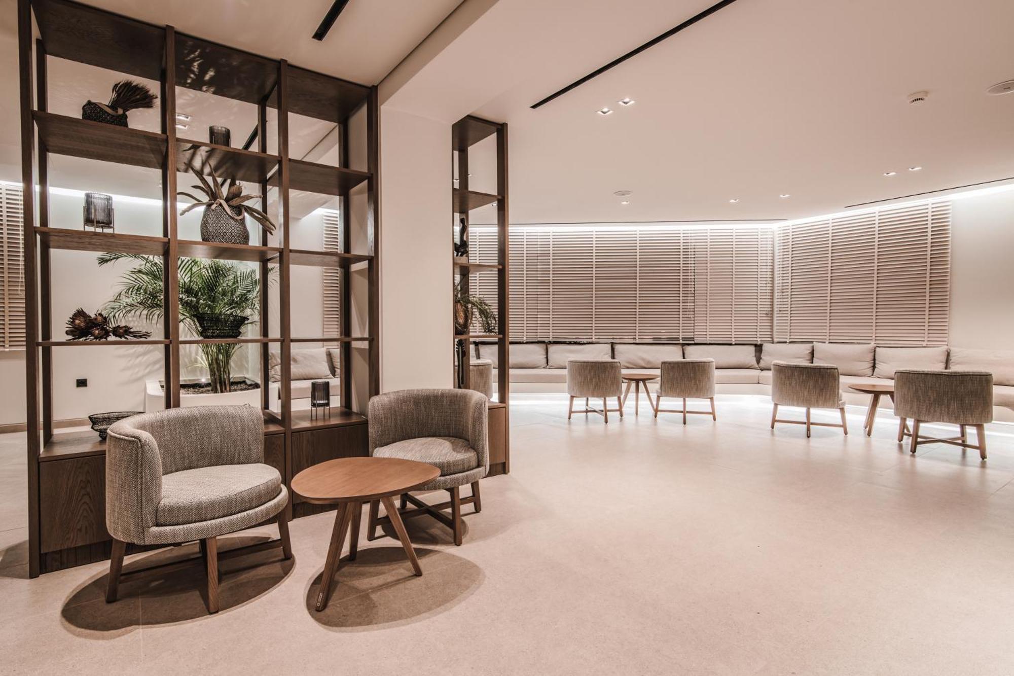 Hotel Deluxe 4*