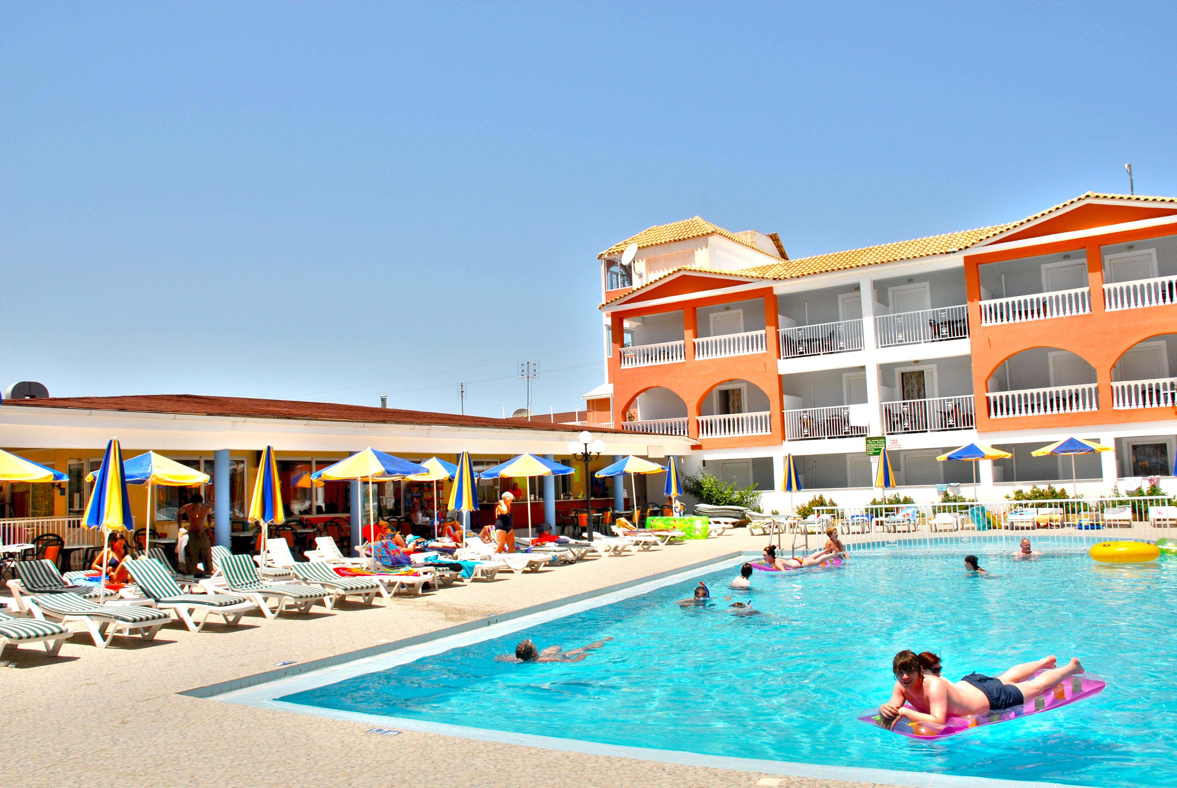 Deluxe Hotel