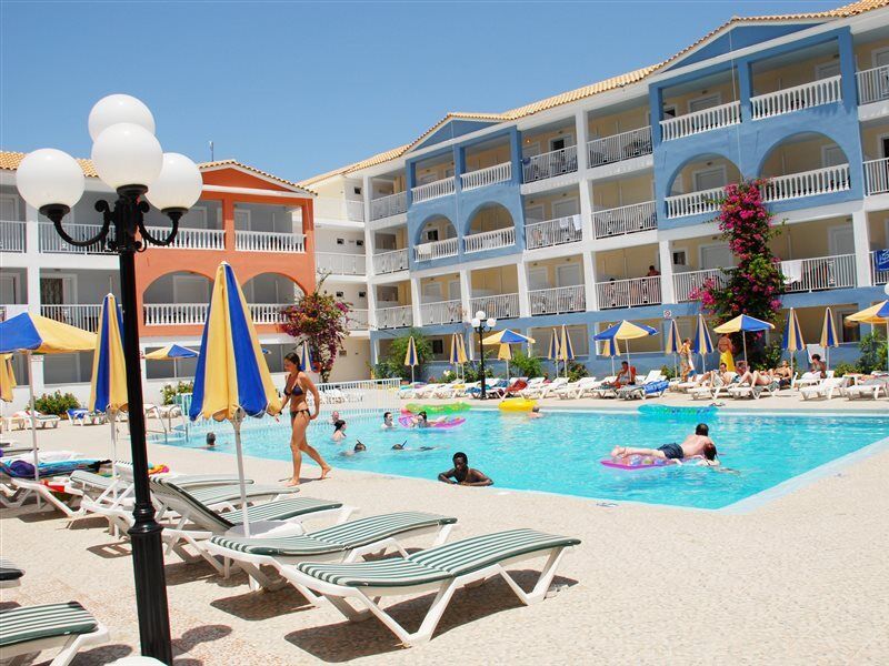 Deluxe Hotel 4*